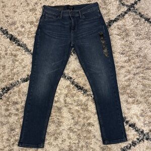 NWT Banana Republic Dark Indigo Girlfriend Tapered Leg Jeans
